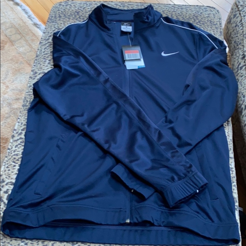 NWT Nike dri-fit Basketball zip front jacket sz L